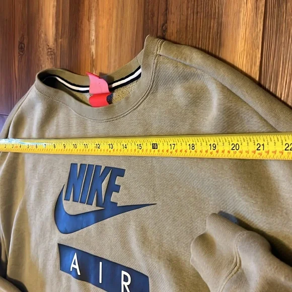 Army green nike sweatshirt w/ Zipper detail M - Picture 9 of 12